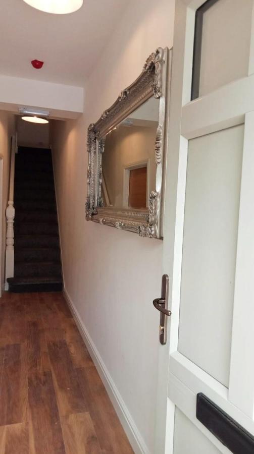Lovely Refurbished Apartments, Morecambe Promenade Kültér fotó