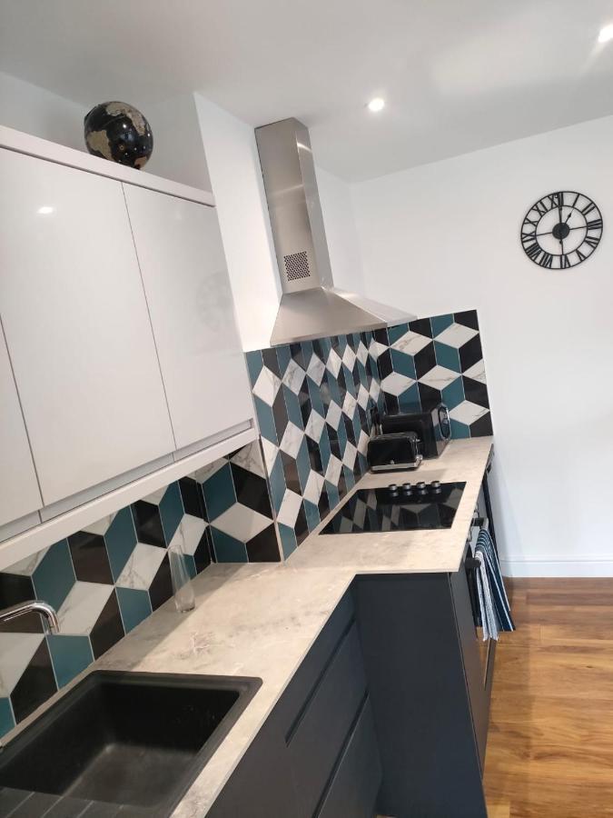 Lovely Refurbished Apartments, Morecambe Promenade Kültér fotó
