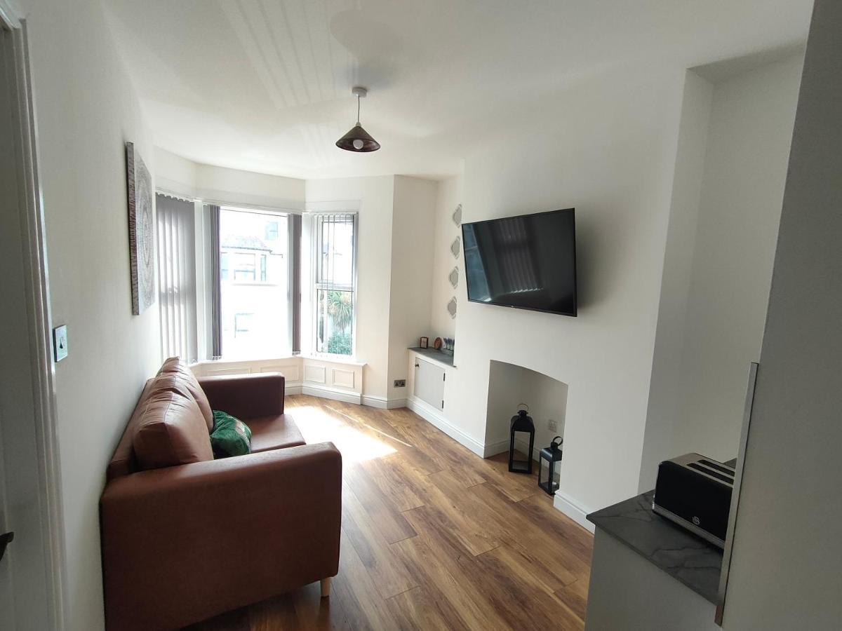 Lovely Refurbished Apartments, Morecambe Promenade Kültér fotó